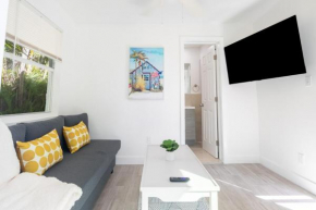 Renovated and Nice parking close to the Beach